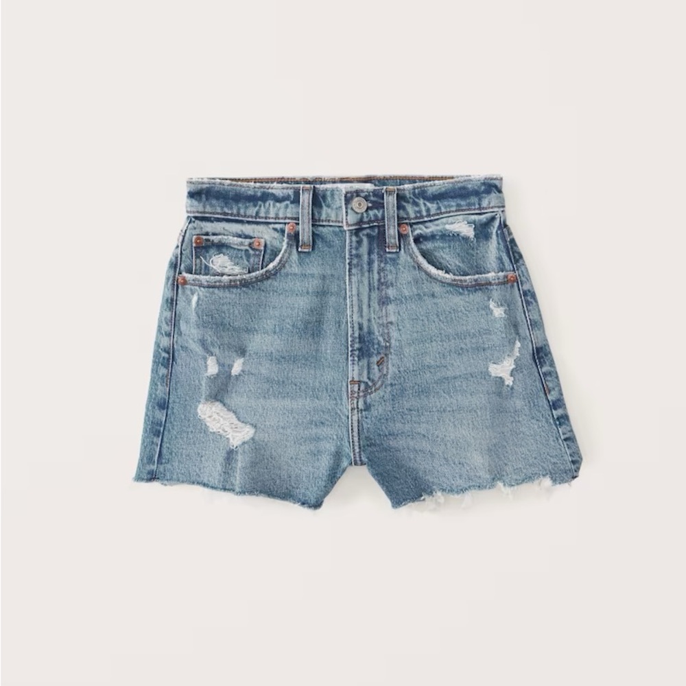 ✨ A&F Curve Love High Rise Mom Short - Picture 3 of 3